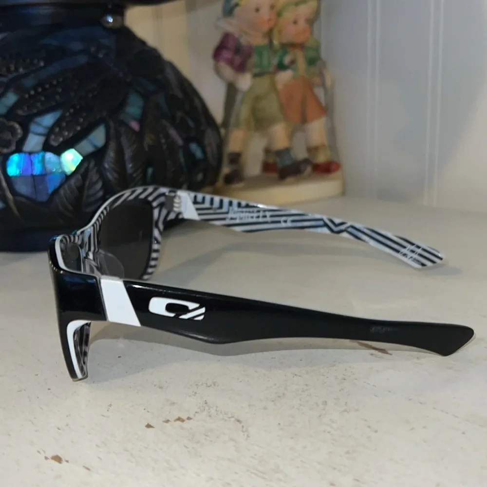 Oakley Jupiter Troy Lee Designs Sunglass frames lx